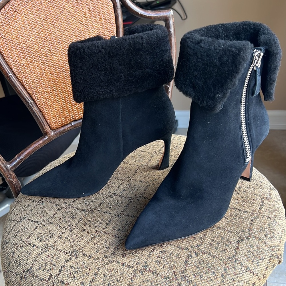 New Alexandre Birman Mirabella Sheep Fur Booties
